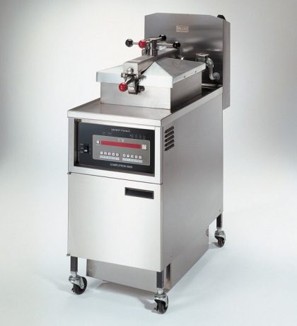 HENNY PENNY PFE500/8000 4 HEAD ELECTRIC PRESSURE FRYER WITH 8000 COMPUTRON CONTROLS